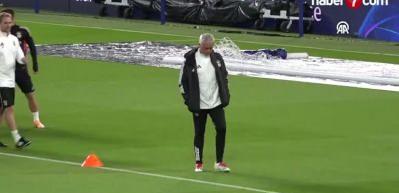 Mourinho&rsquo;lu Benfica&rsquo;da salgın alarmı