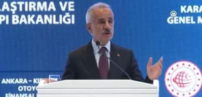 Bakan Uraloğlu: "Kanal İstanbul, Boğaz’daki trafik yükünü azaltacak"