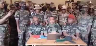 Madagaskar&rsquo;da askerlerin protestolara katılmasıyla darbe girişimi iddiası