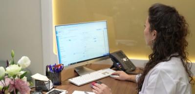 Op. Dr. Ebru Sinem Torlak anlatıyor: 'Anne ve bebek için normal doğumun önemi'