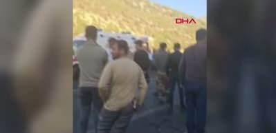 Şırnak'ta yolcu minibüsü ile hafif ticari araç çarpıştı