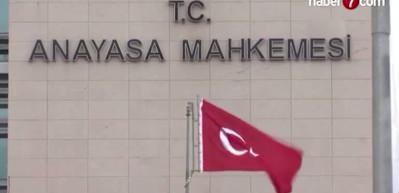 Anayasa Mahkemesi’nden Türk parasını koruma kanununa iptal kararı