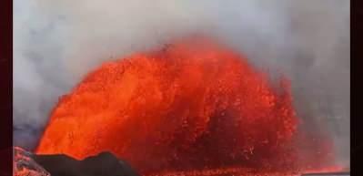 Kilauea Yanardağı 35. kez patladı: 400 metreye kadar lav p&uuml;sk&uuml;rd&uuml;