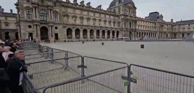 Fransa'da dünyanın konuştuğu soygun! Değerli mücevherler 7 dakikada çalındı