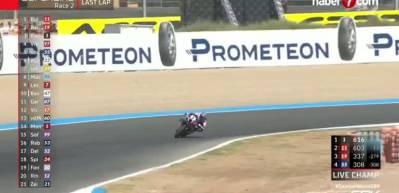 Milli gururumuz Toprak Razgatlıoğlu 3. kez dünya şampiyonu oldu!