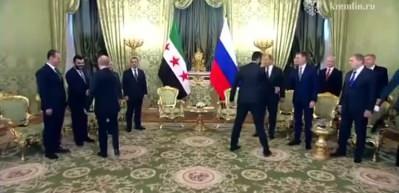 Rusya'dan flaş açıklama: Esad, Suriye'ye iade mi edilecek?