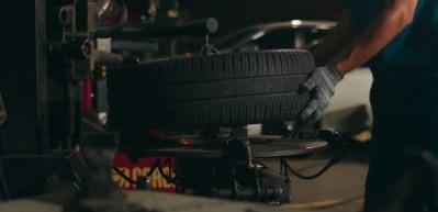 Araç sahiplerine uyarı! Eski ürünü yeni fiyattan satıyorlar! 