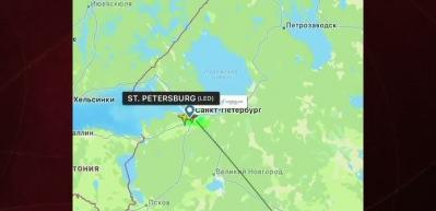 Azerbaycan Hava Yolları'na ait uçak, teknik arıza nedeniyle zorunlu iniş yaptı