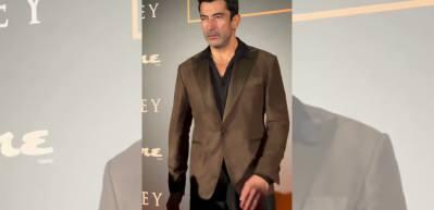 Kenan İmirzalıoğlu yüzündeki değişimle dikkat çekti? Estetik mi yaptırdı