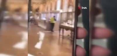 Louvre Müzesi soyguncularının kaçma anı ortaya çıktı