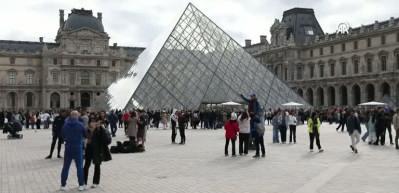Louvre’daki 88 milyon euroluk soygun 3 dakikada bitti: Müdür istifasını sundu