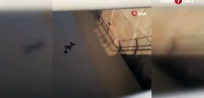 Suyla dolu alt geçitte ölümle burun buruna gelen engelli yaşlı kadını itfaiye kurtardı