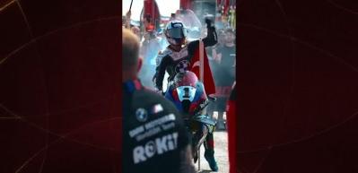 Toprak Razgatlıoğlu tarih yazdı! İşte şampiyonun  gururlandıran klibi