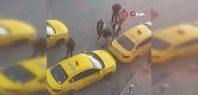 Başakşehir’de taksiciye tokatlı saldırı kamerada!