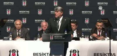 Beşiktaş başkanı Serdal Adalı bir önceki yönetimi topa tuttu