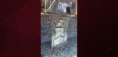 Beşiktaş taraftarı, Fenerbahçe maçından önce Filistin koreografisi yaptı