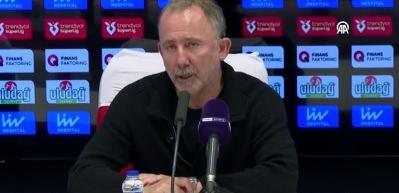 Beşiktaş'ta derbi öncesi alarm!  Sergen Yalçın yenilirse...