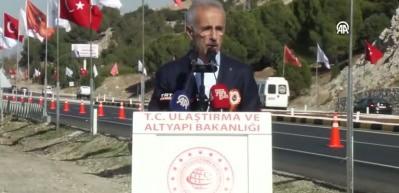 Burdur-Tefenni-Çavdır yolunda yeni dönem: Ulaşım süresi kısaldı, bölge ticareti ivme kazanacak