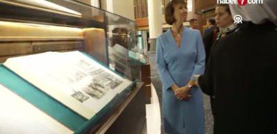 Emine Erdoğan, Almanya Başbakanı Merz'in eşiyle Millet K&uuml;t&uuml;phanesi'ni ziyaret etti