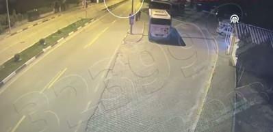 Freni patlayan kamyon az kalsın faciaya neden oluyordu