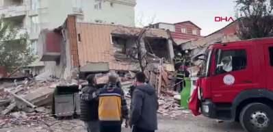 Gebze'de bina &ccedil;&ouml;kt&uuml;: &Ccedil;ok sayıda ekip sevk edildi