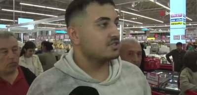 Hamsinin kilosu 50 liraya düştü, vatandaşlar markete akın etti