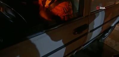 Trafik magandası yasal hız sınırını kat ve kat aştı kaza yaptı! Sarhoş s&uuml;r&uuml;c&uuml; herkesi yıldırdı