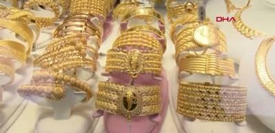 Altın fiyatlarında haftanın ilk gününde toparlanma emareleri geldi