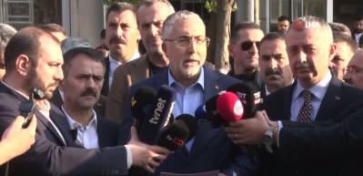 Bakan Vedat Işıkhan Dilovası'ndaki yangında kusuru ve ihmali olanların hesap vermesi için takipçisi olacağız, dedi