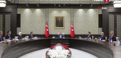 Cumhurbaşkanı Erdoğan başkanlığında kabine toplantısı başladı