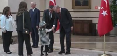 Cumhurbaşkanı Erdoğan'a 5 ülkenin büyükelçisinden güven mektubu