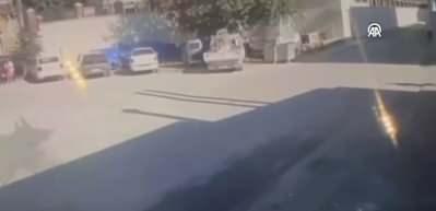 Ekmek fırınına son sürat daldı! Feci kaza böyle görüntülendi