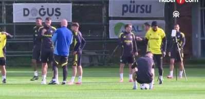 Fenerbahçe, Kayserispor karşısında seriyi sürdürmek istiyor