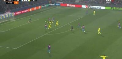 Fenerbahçe'nin penaltı beklediği pozisyon