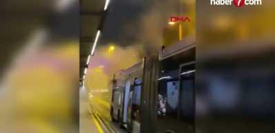 Metrobüsün motor kısmında çıkan yangın söndürüldü