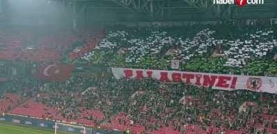 Samsun taraftarından maç öncesinde Filistin'e destek
