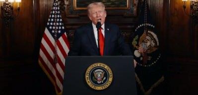 Trump uygulamaya koyduğu tarifeleri "Olmasaydı dünya bunalıma girerdi!" sözleriyle savundu: 