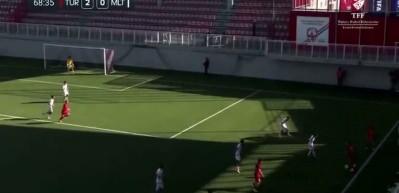 U17 milli takımımızdan gözlerin pasını silen gol!