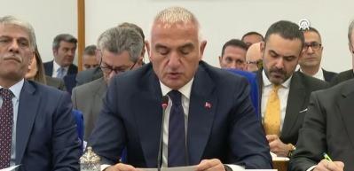  Bakan Ersoy Türkiye'den turizmdeki atağından bahsetti yeni hedefi açıkladı