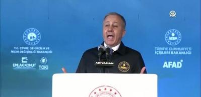 Bakan Yerlikaya: "Dünyanın en büyük konut seferberliğiyle, eşi benzeri görülmemiş bir mücadele veriyoruz"