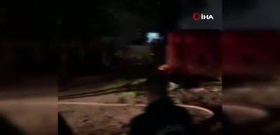 Bartın'da yıldırım düştü: 2 araç yandı