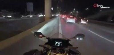Maltepe’de motosikletin çarptığı trafik polisi yaralandı: Kaza anı kamerada