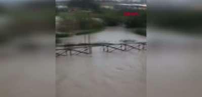 Portekiz'de sel: 2 ölü