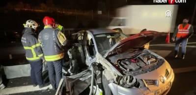 Tırın çarptığı otomobil hurdaya döndü!