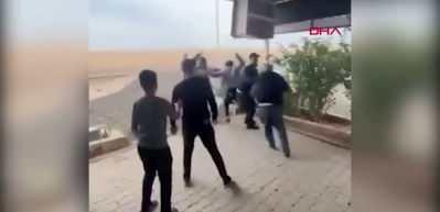 Yediemin otoparkında ücret kavgası kamerada 