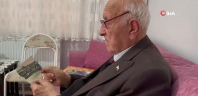 85 yaşındaki Mustafa Hoca, Öğretmenler Günü'nü ilk günkü heyecanla bekliyor