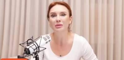 Gazeteci Bahar Feyzan'dan deprem bölgesindeki konutlara övgü, muhalefete uyarı