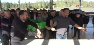 Babadan en acı görev: 12 yaşındaki oğlunun cenaze namazını kıldırdı!