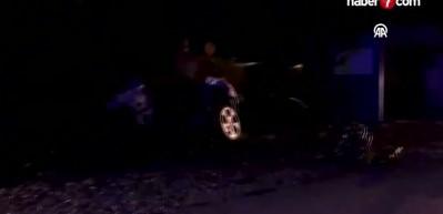 Burdur'da feci kaza: Otomobil ezildi, 1 kişi hayatını kaybetti!