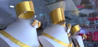 Dünyaca ünlü banka yıl sonu altın ve dolar tahminini güncelledi